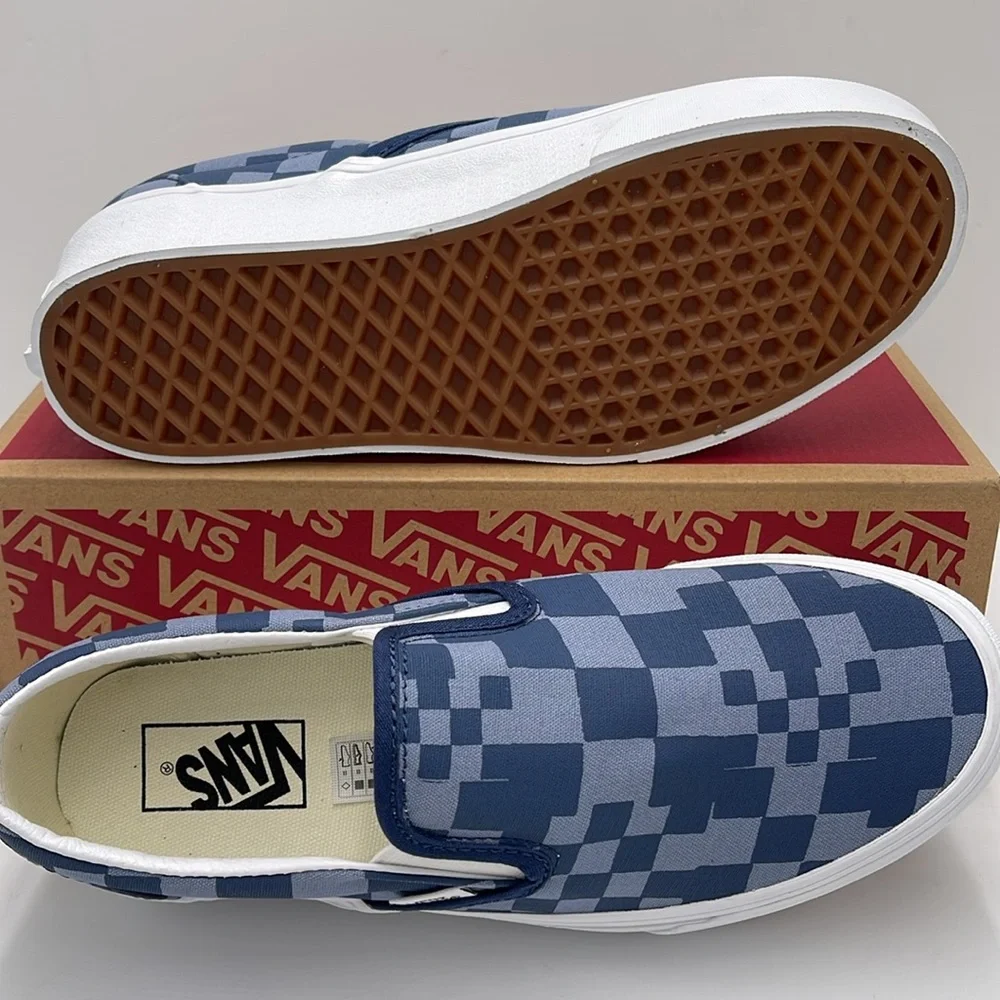Vans WMNS Blue Checkered Classic Slip-On Sneakers Platforms Multi Check Blue